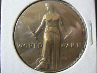 WWII coin, victory medal